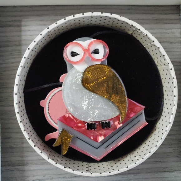 *Final* Erstwilder Pink Studious Owl Brooch - Picture 2 of 2